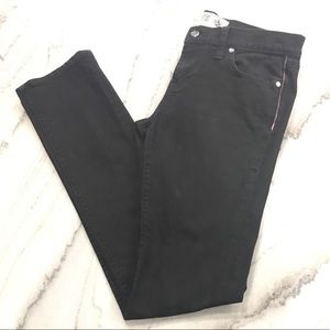 10/$25 PINK Victoria’s Secret // black skinny jeans, 4r